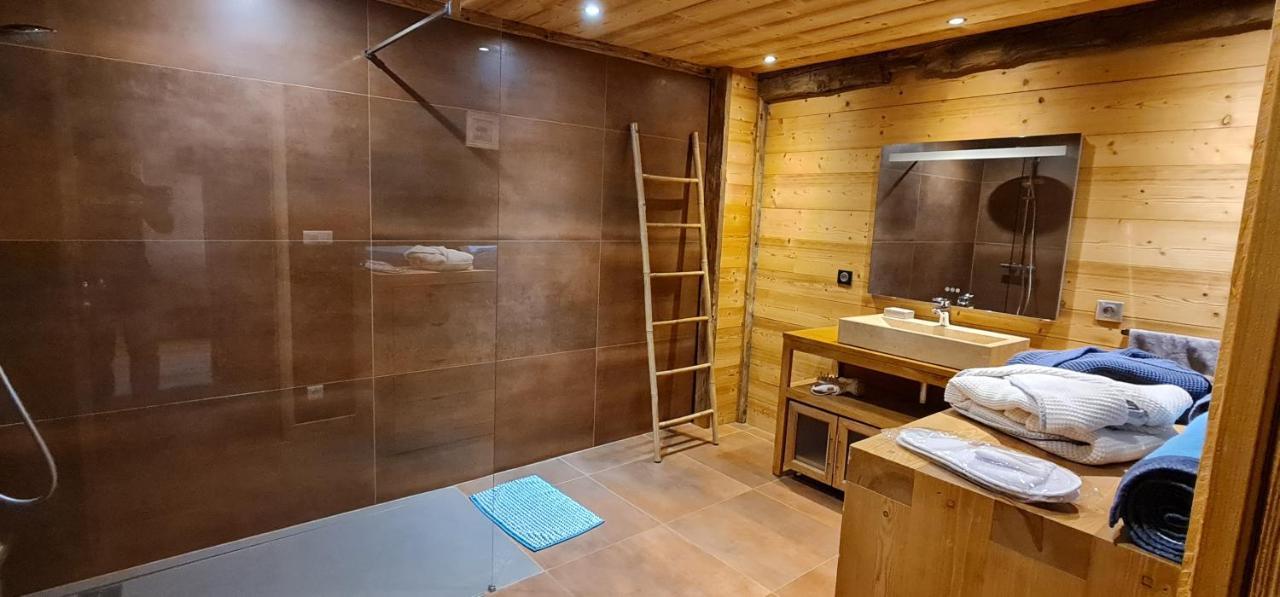 Chambres D'Hotes Le Repere Des Anges Et Spa Larnod Exterior photo