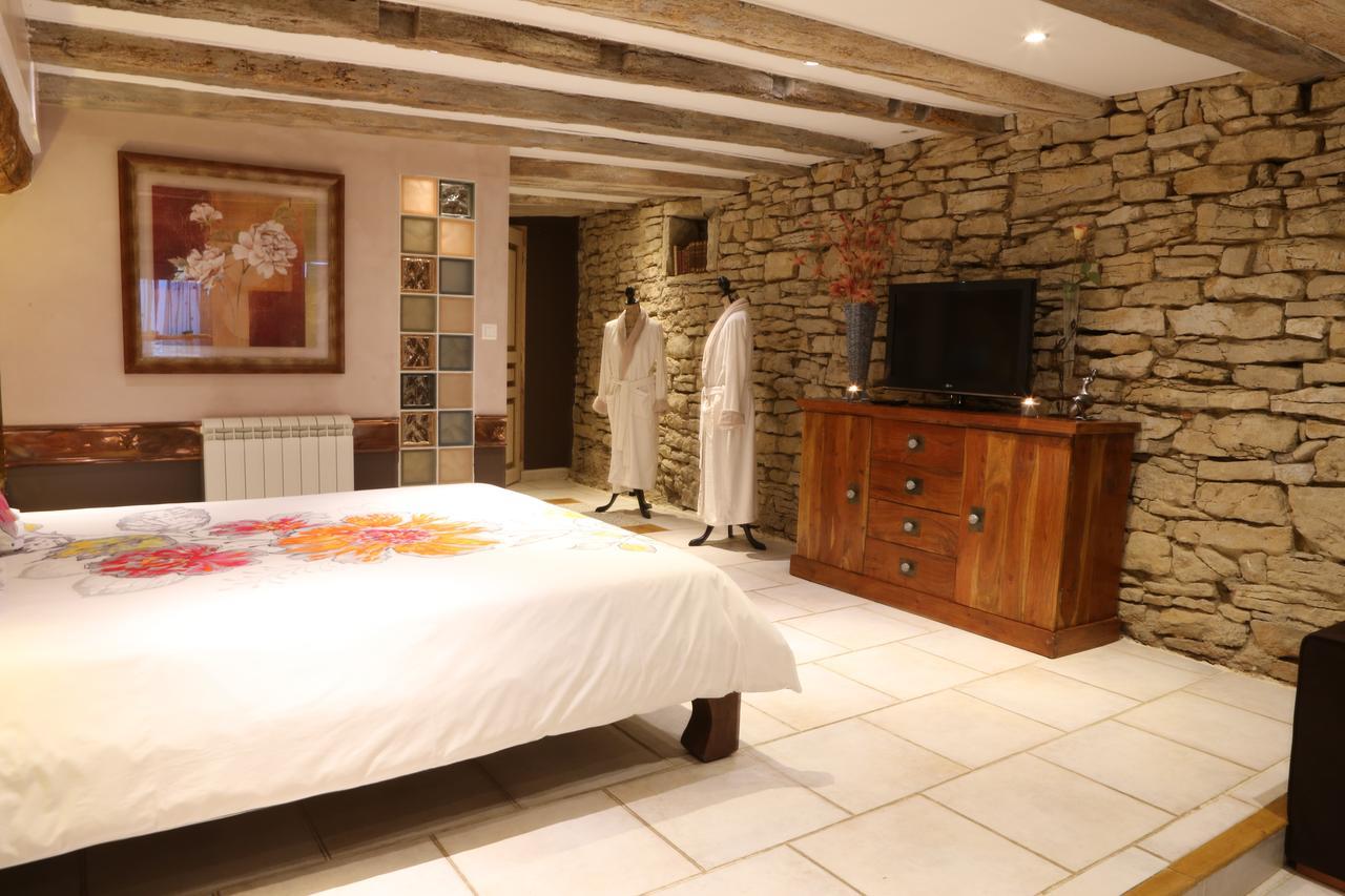 Chambres D'Hotes Le Repere Des Anges Et Spa Larnod Exterior photo